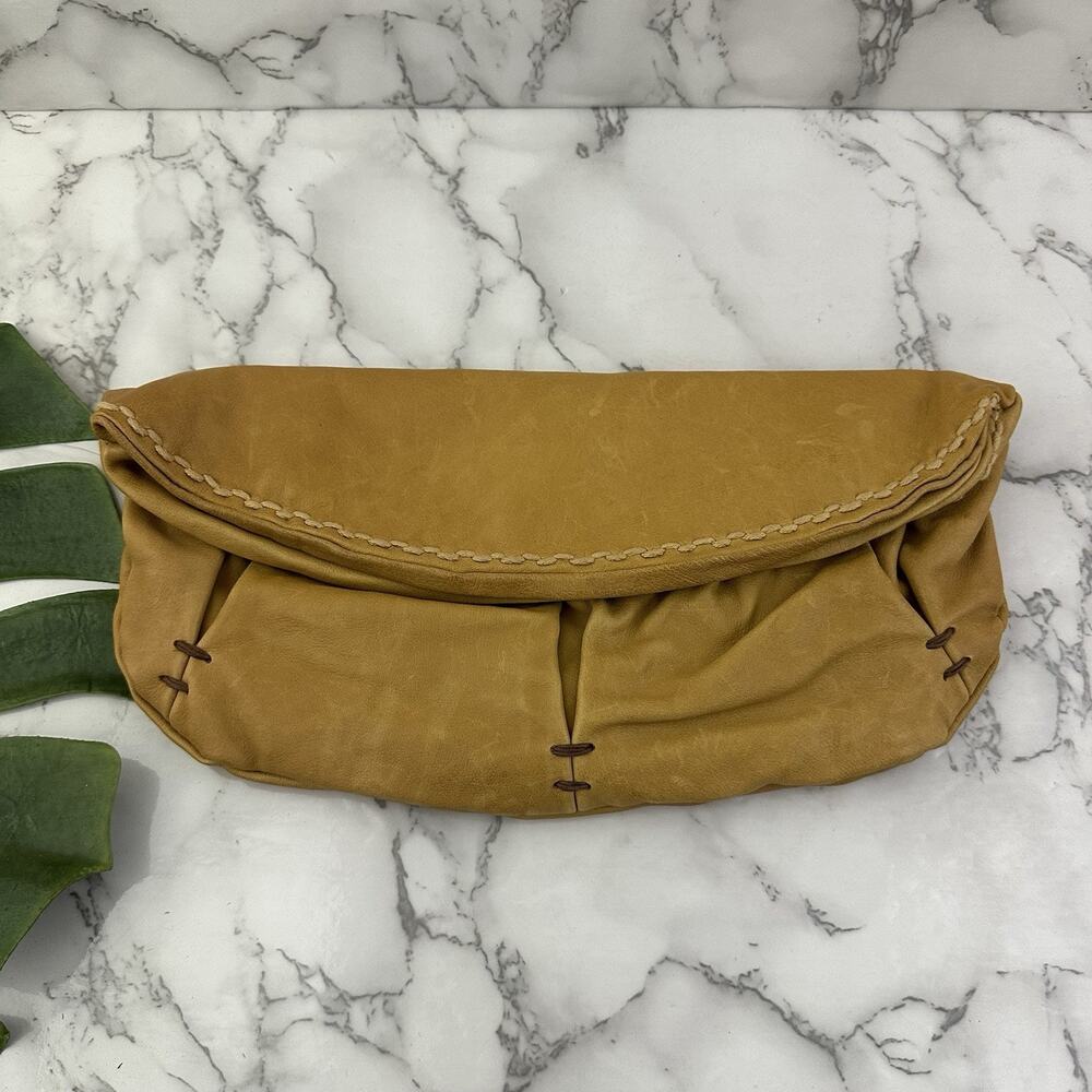 49 Square Miles Clutch Purse Bag Tan Brown Leather Fold Over Magnetic sq mi